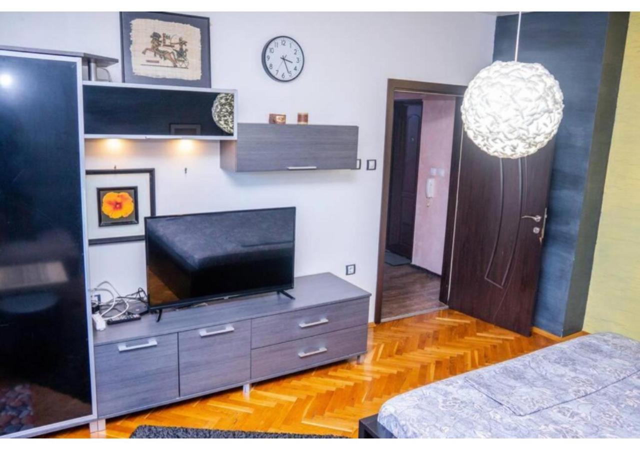 Luxury Apartment On The First Line To The Sea Burgas Esterno foto